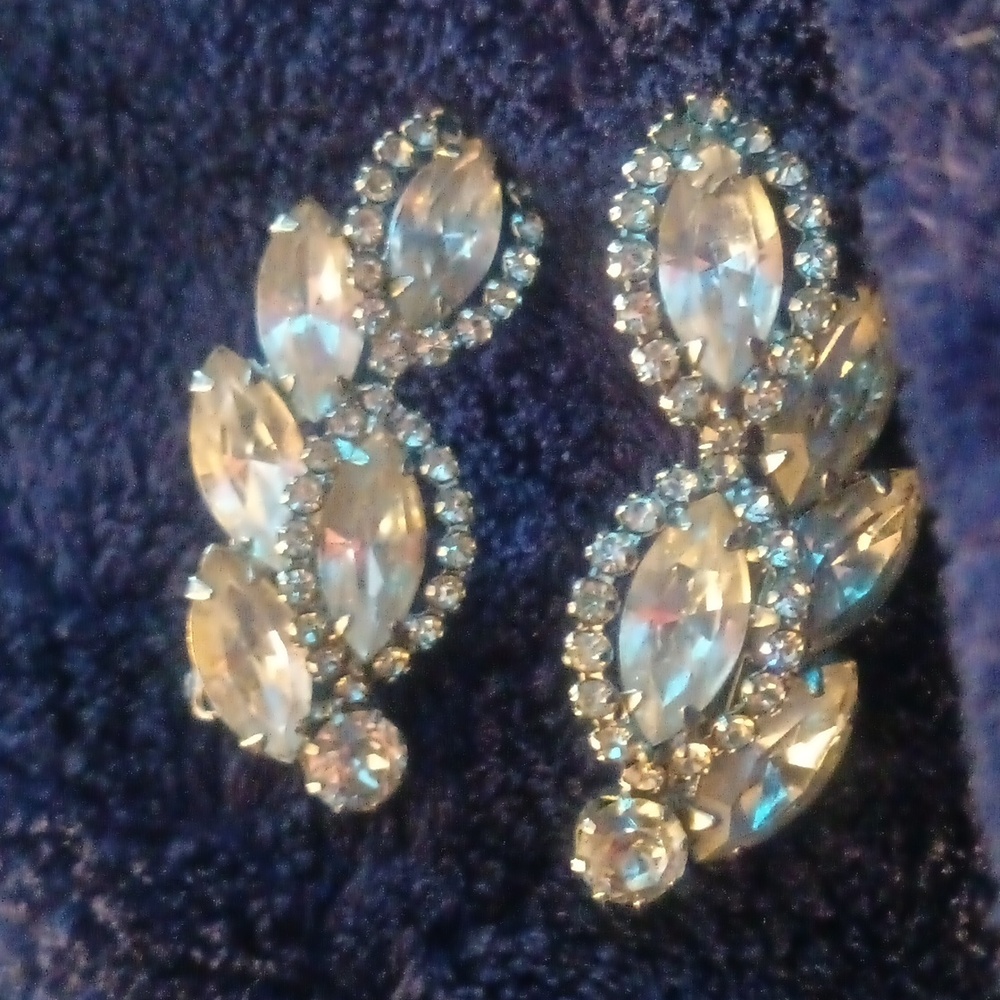 Vintage Weiss Clip on earrings